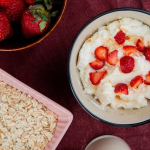 Strawberry Yogurt Oats