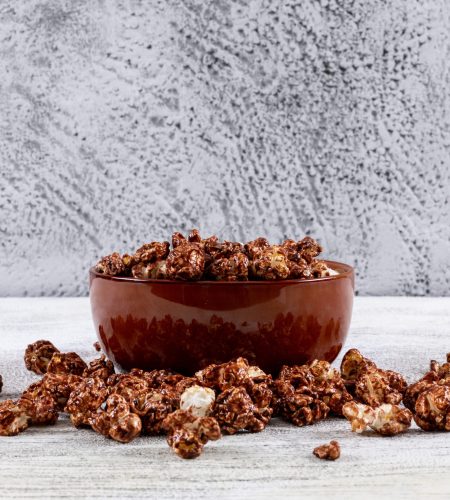 side-view-popcorn-bowl-white-wooden-table-horizontal (1)